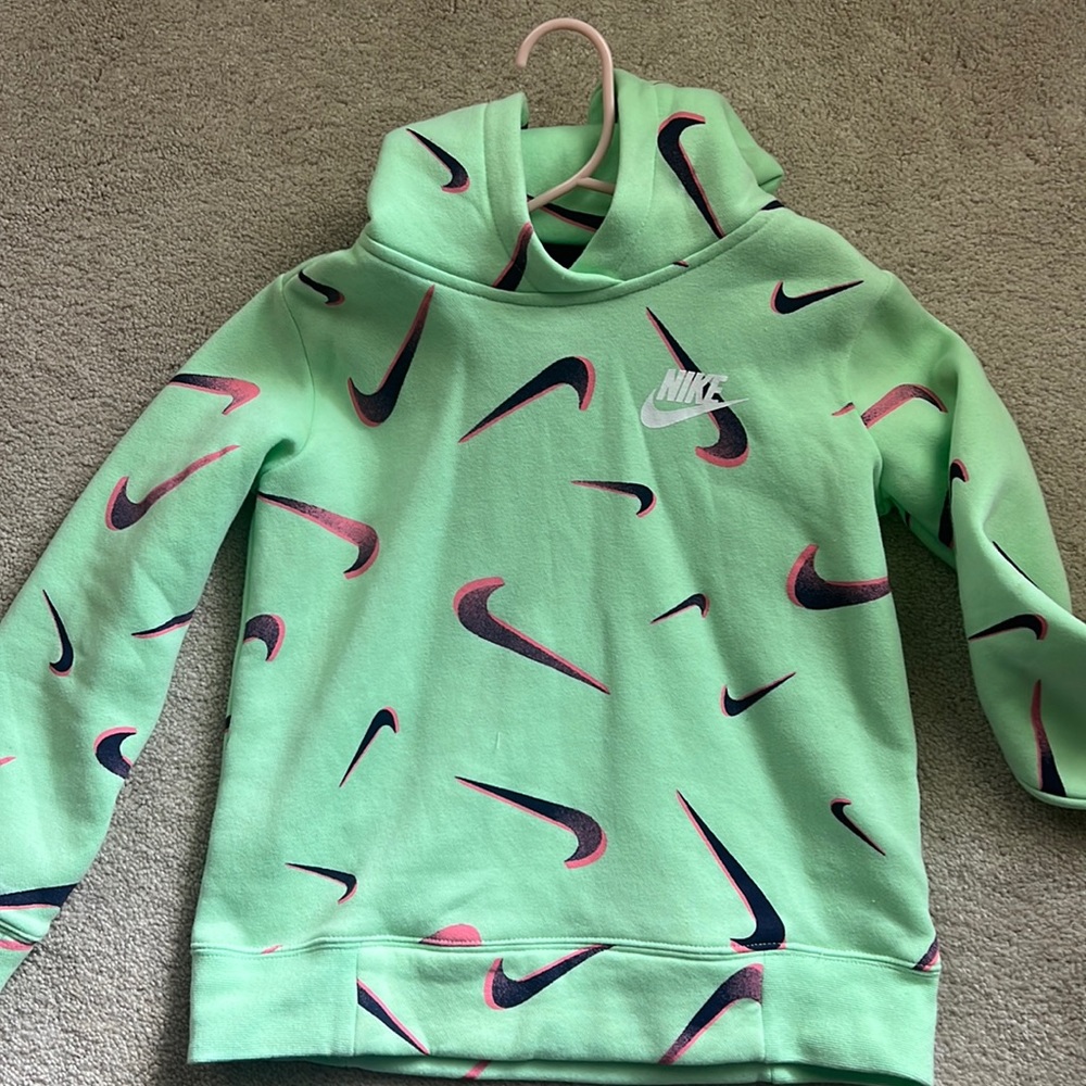 Nike girls hoodie